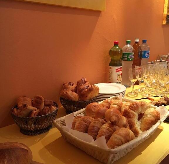 בית מלון כפרי La Promenade