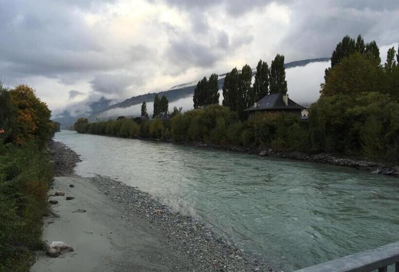 בית מלון כפרי La Promenade