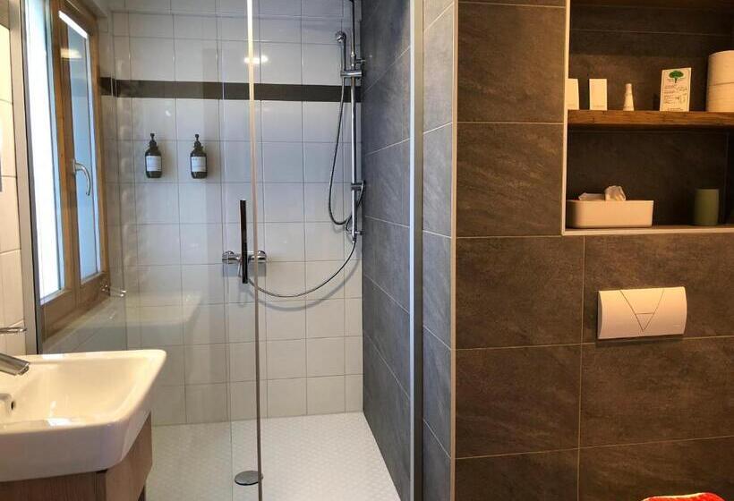 ホテル Les Etagnes