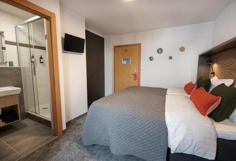 ホテル Les Etagnes