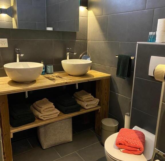 ホテル Les Etagnes