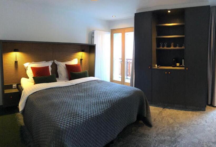 ホテル Les Etagnes