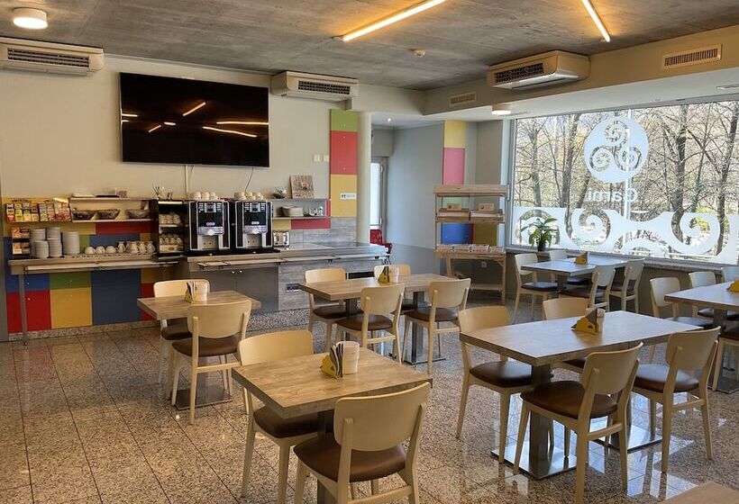 فندق Liberty Self Check In