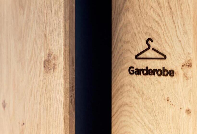 ホテル Neu Schönstatt