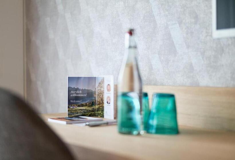 ホテル Neu Schönstatt