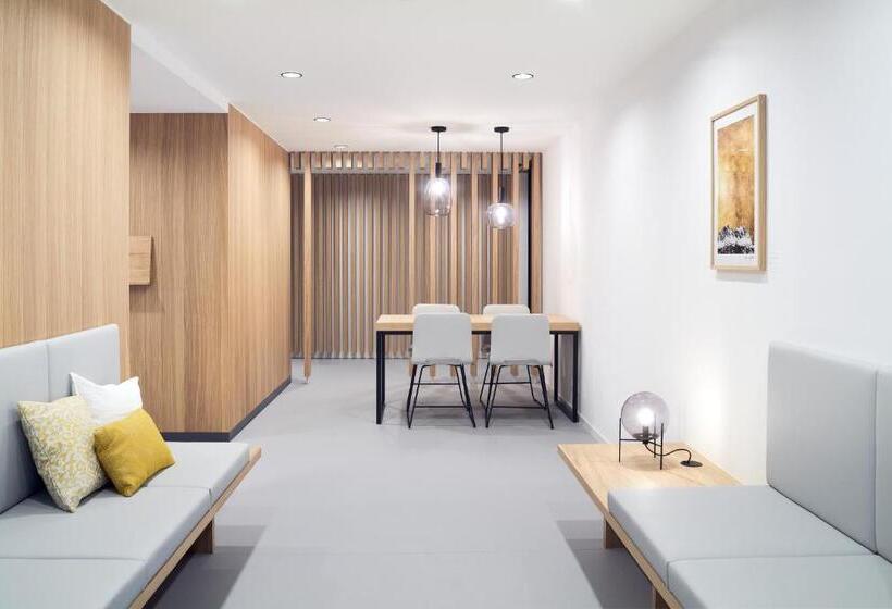 ホテル Neu Schönstatt