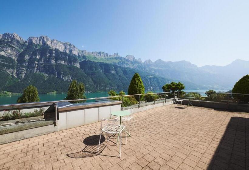 ホテル Neu Schönstatt