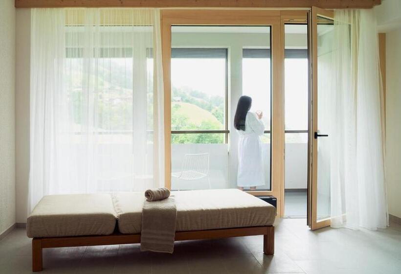 ホテル Neu Schönstatt