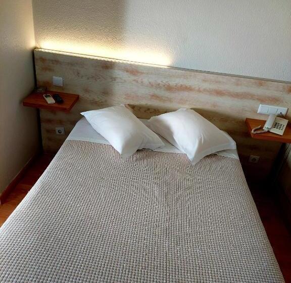 Отель Nova Cidade