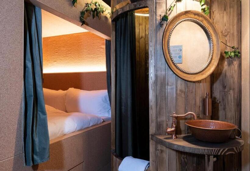 בית מלון כפרי Peanut Medieval Lodge