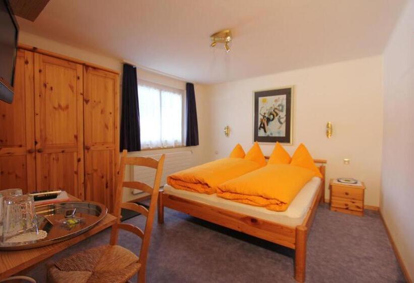 ホテル Pension Mezzaprada