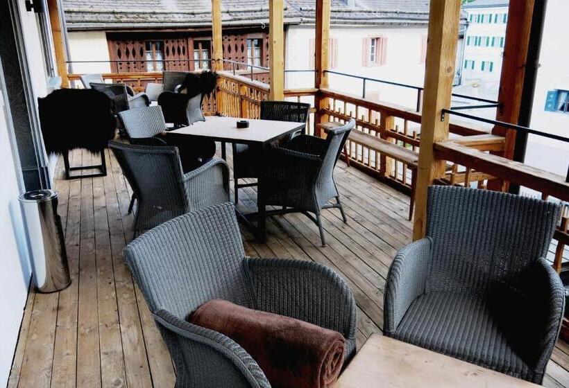 ホテル Pensiun Aldier