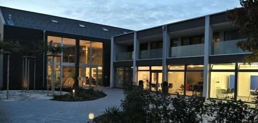 酒店 Q.c.m. Campus