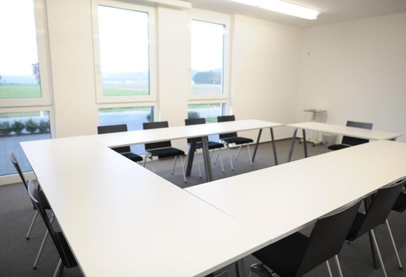 酒店 Q.c.m. Campus