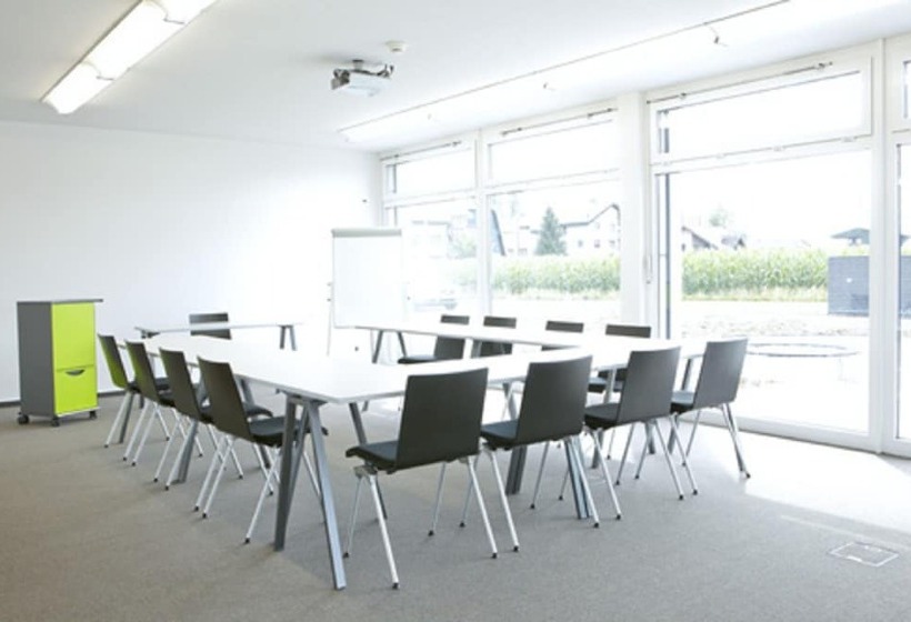 酒店 Q.c.m. Campus