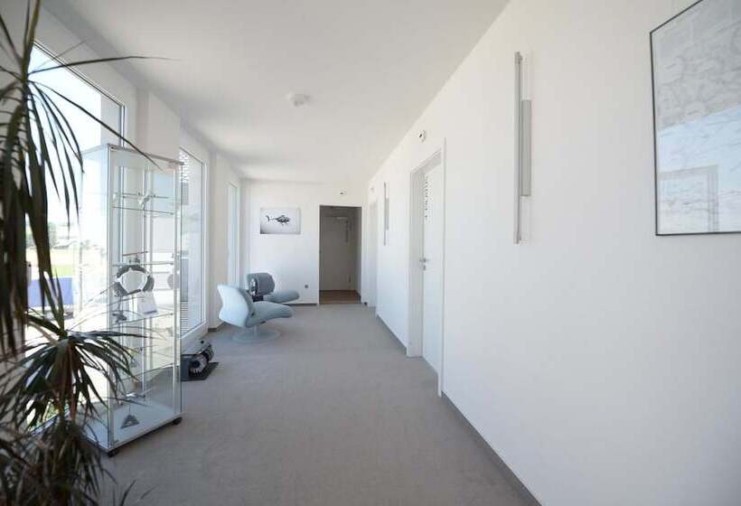 酒店 Q.c.m. Campus