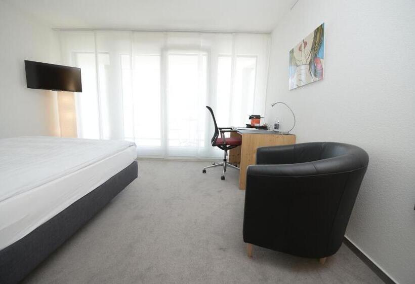 酒店 Q.c.m. Campus