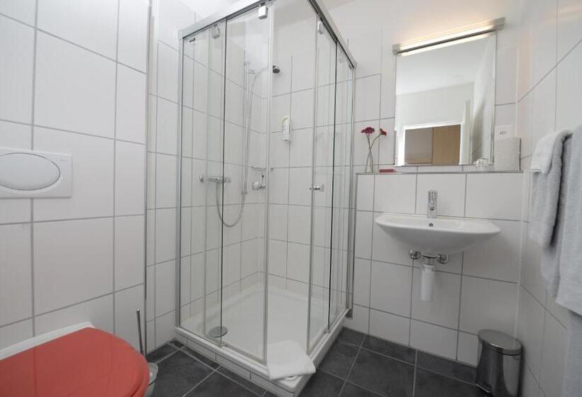 酒店 Q.c.m. Campus