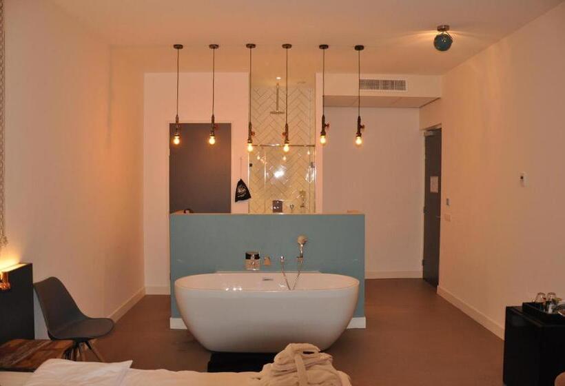 ホテル Rauw Aan De Kade