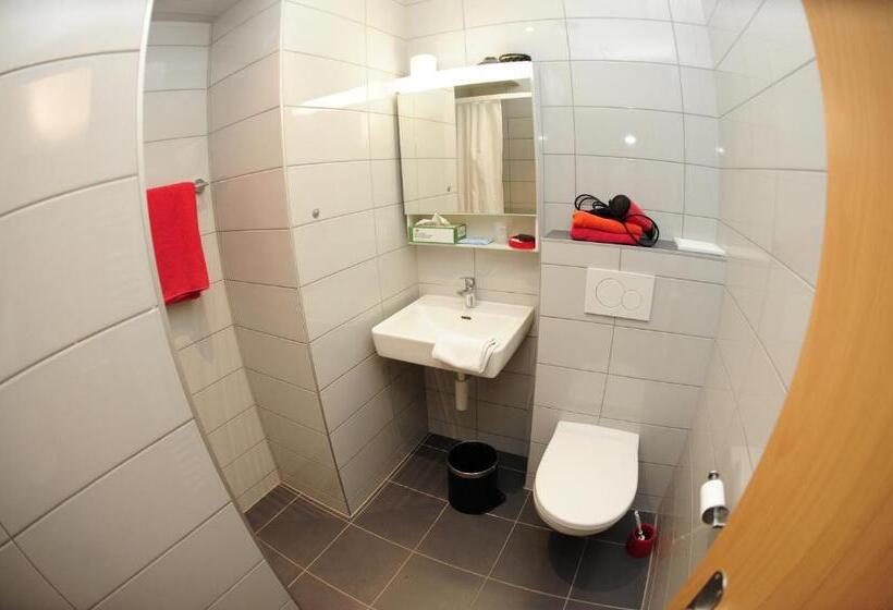 Отель Restaurant Au Chasseur