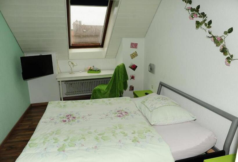 Отель Restaurant Au Chasseur