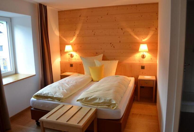 ホテル Restaurant Bellevue