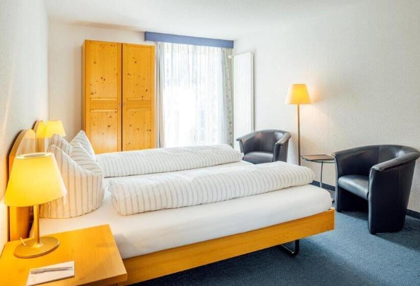 ホテル Restaurant Bellevue