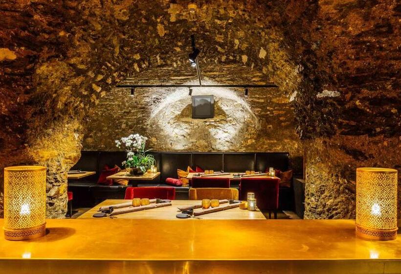 ホテル Restaurant Bellevue