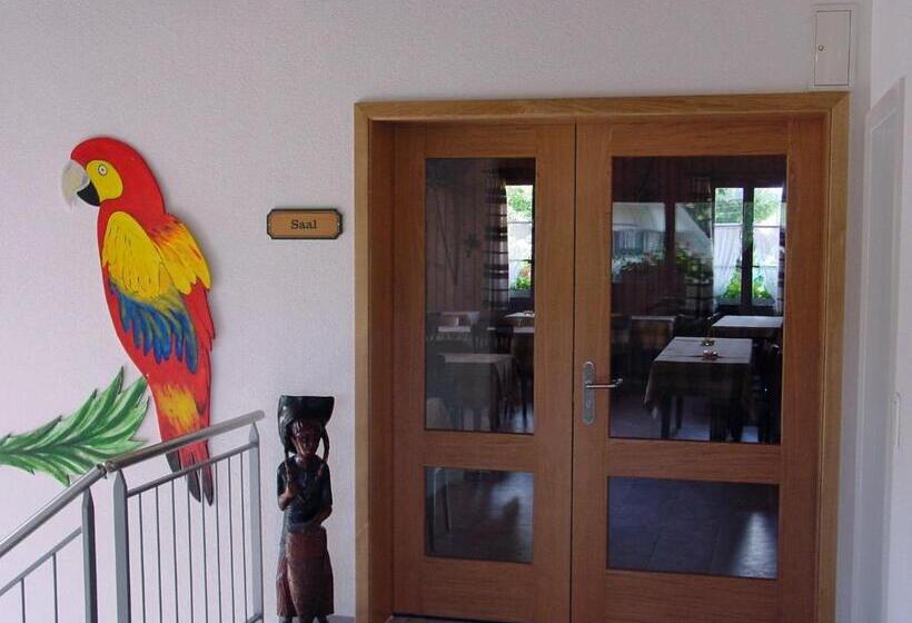 בית מלון כפרי Restaurant Koi Gartenteich