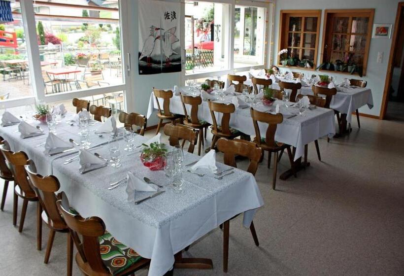 ホテル Restaurant Koi Gartenteich