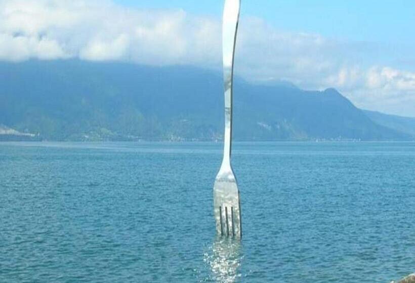 فندق Les Negociants