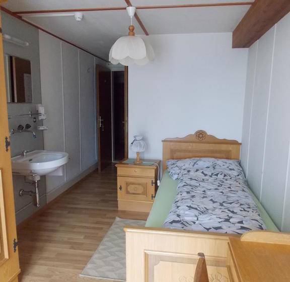 Self Check In Hotel Regina Beatenberg