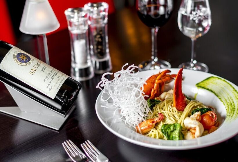 هتل Restaurant Waldhaus