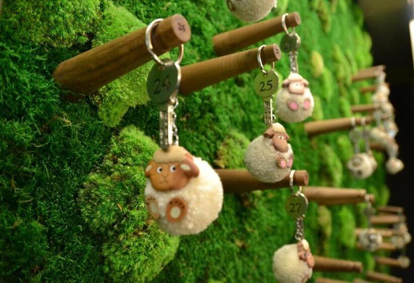 Отель Rovanada Wellness & Bergnatur