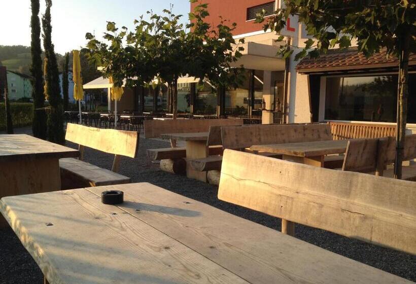 ホテル Schützenhaus