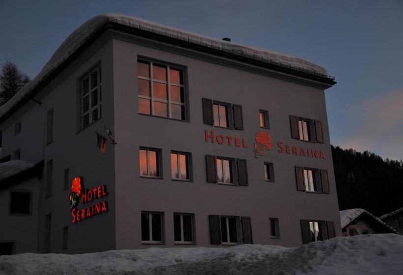 فندق Seraina