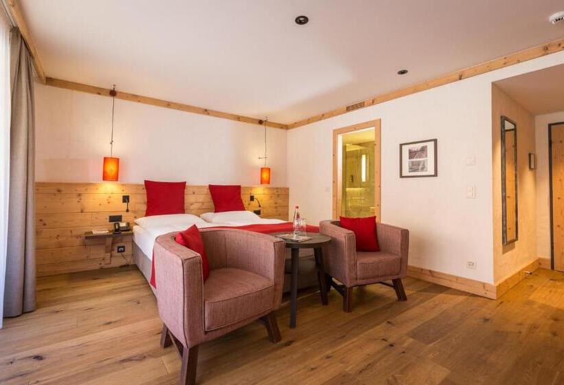 Отель Spitzhorn Superieur