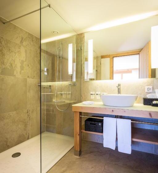 Отель Spitzhorn Superieur