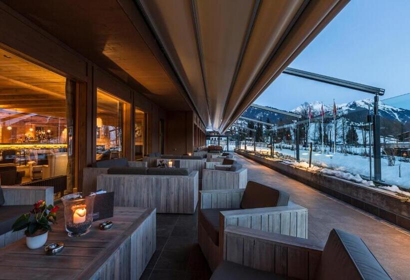 Отель Spitzhorn Superieur