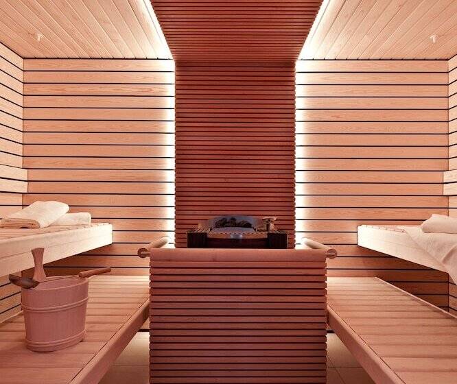 Swiss Chalet Merlischachen   Romantik Schloss Hotel Am See