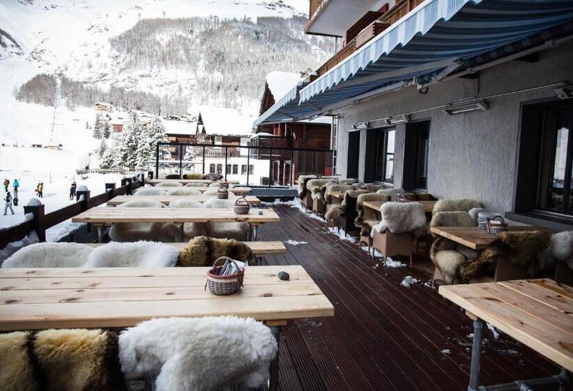 فندق The Larix Ski In Ski Out