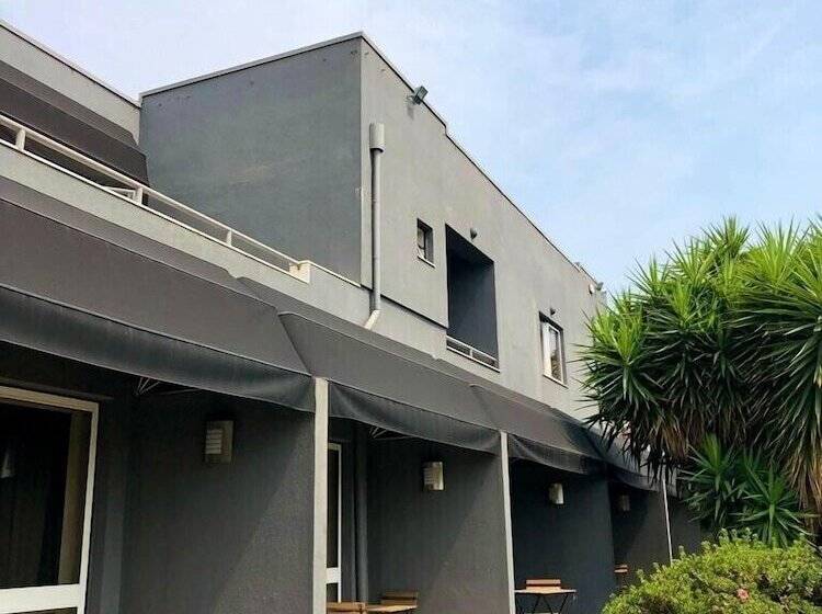 Vila Hotel By Vimahotels