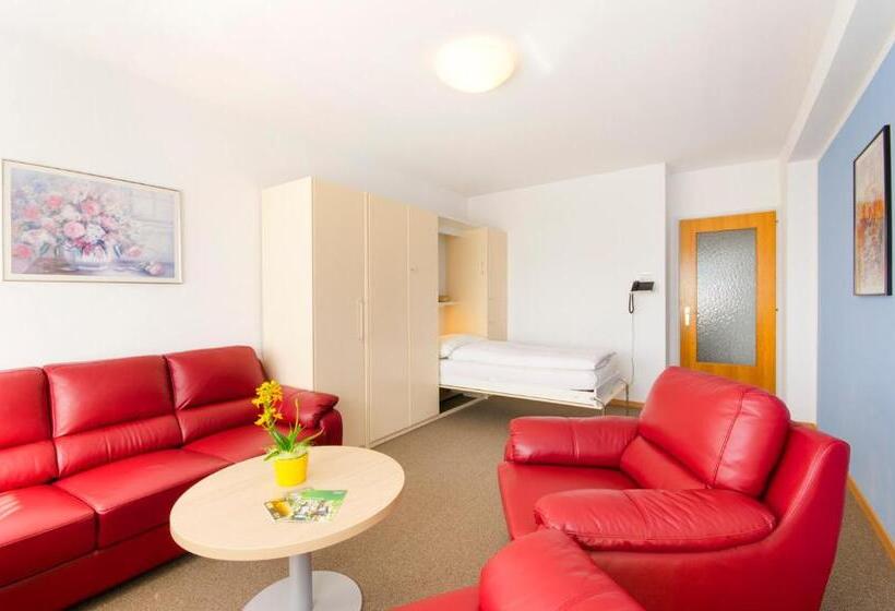 בית מלון כפרי Village Campofelice