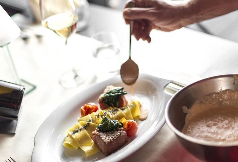 هتل Restaurant Waldhaus