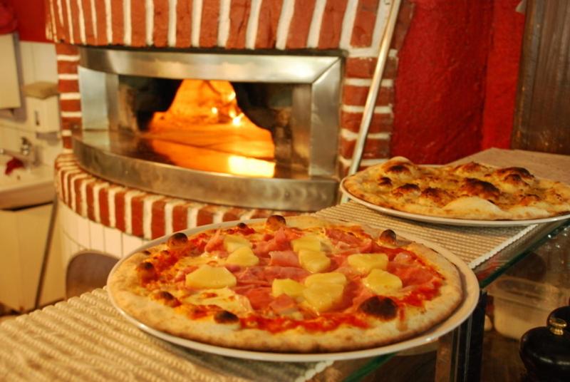 فندق Walensee Trattoria