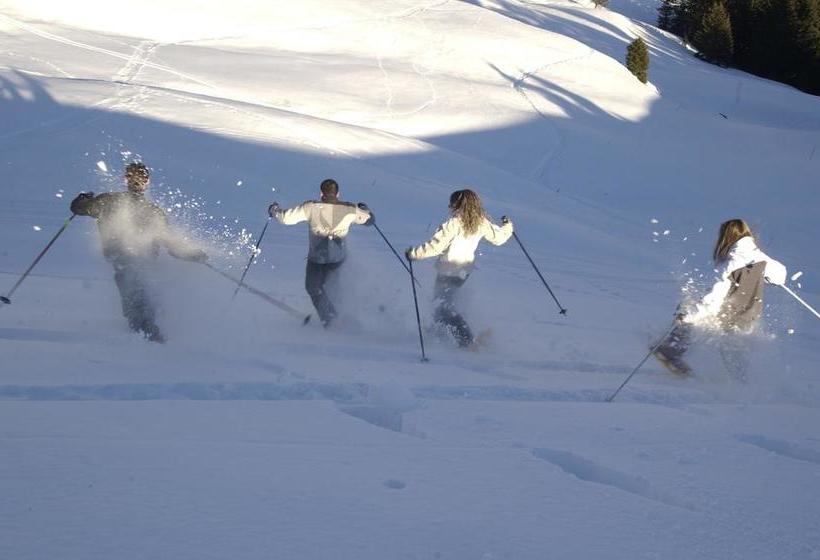 Отель Whitepod Original