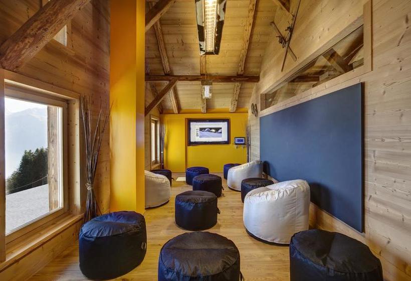 Отель Whitepod Original