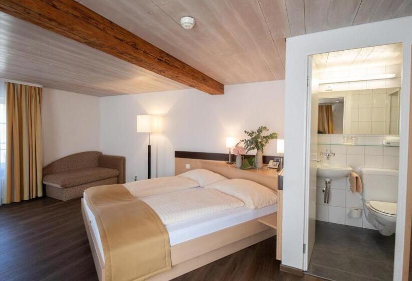 Отель Zum Goldenen Kreuz