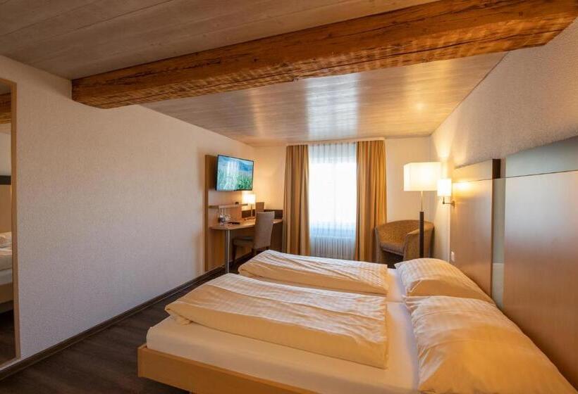 Отель Zum Goldenen Kreuz