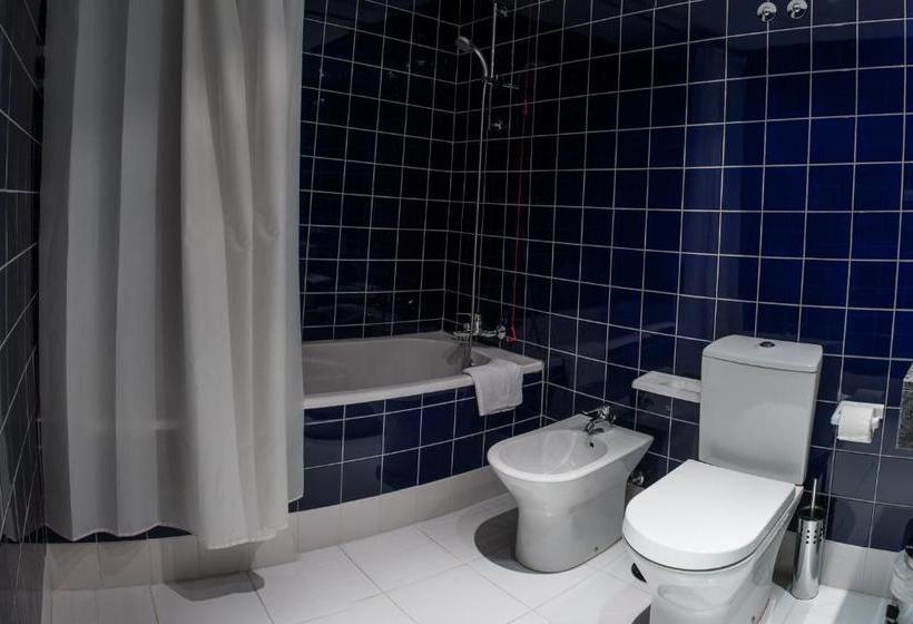 Отель Mondim Al & Spa